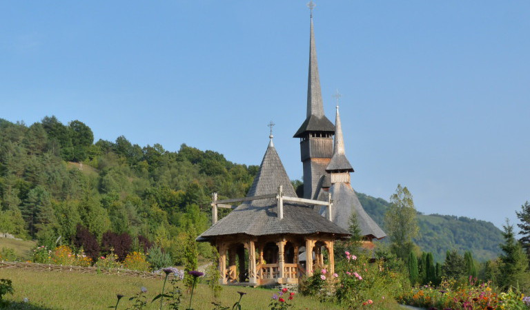 eglise en bois maramures roumanie