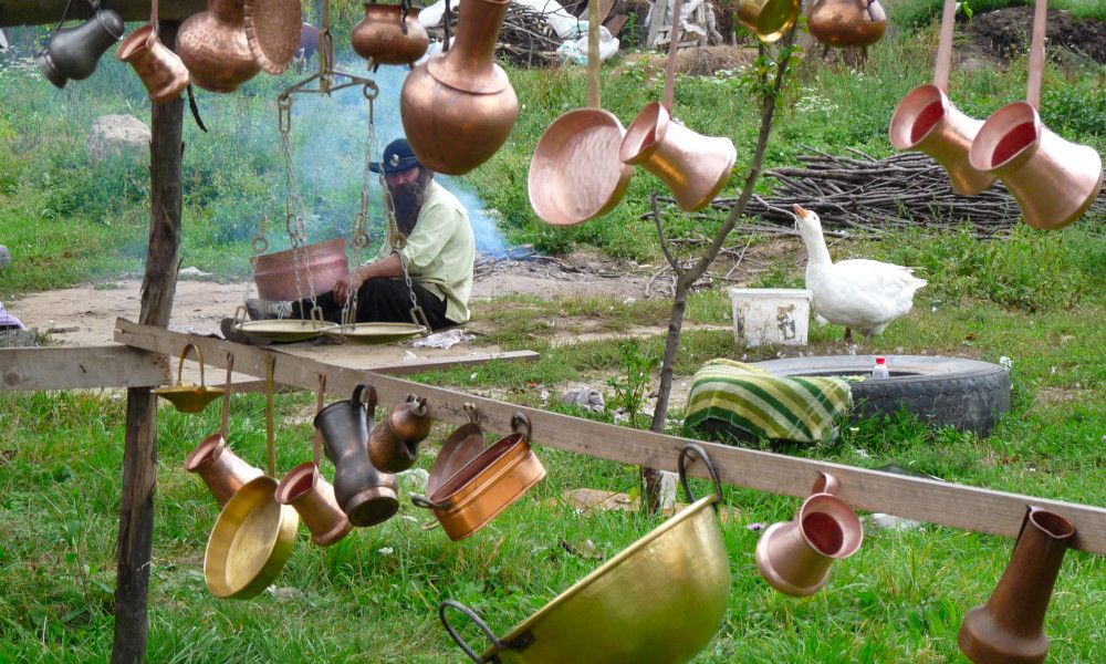 village de gitans en roumanie
